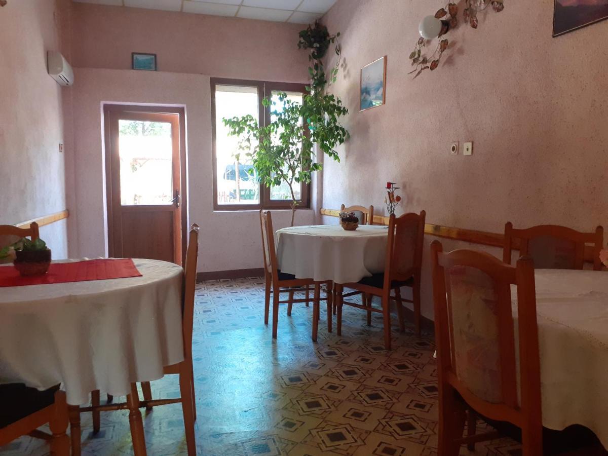 Dve Mogili Guest House Edelvais المظهر الخارجي الصورة