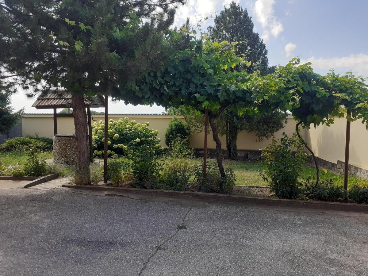 Dve Mogili Guest House Edelvais المظهر الخارجي الصورة